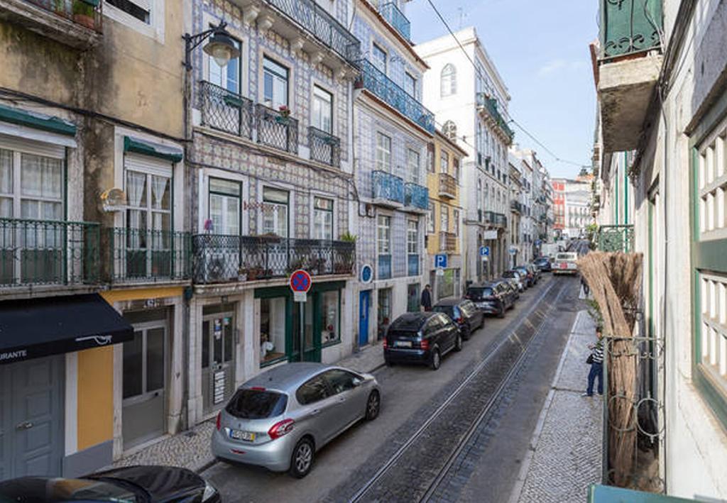 The Day Tripper At Chiado Apartament